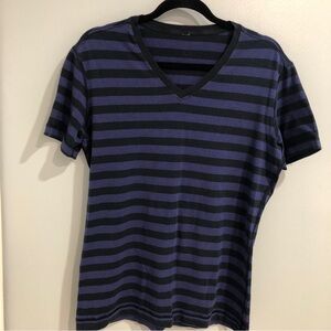 Lululemon 5 Year Basic Tee Shirt V-Neck Purple Black Striped Men’s Size S/M